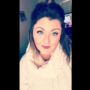 Meet your Posher, Nicolette